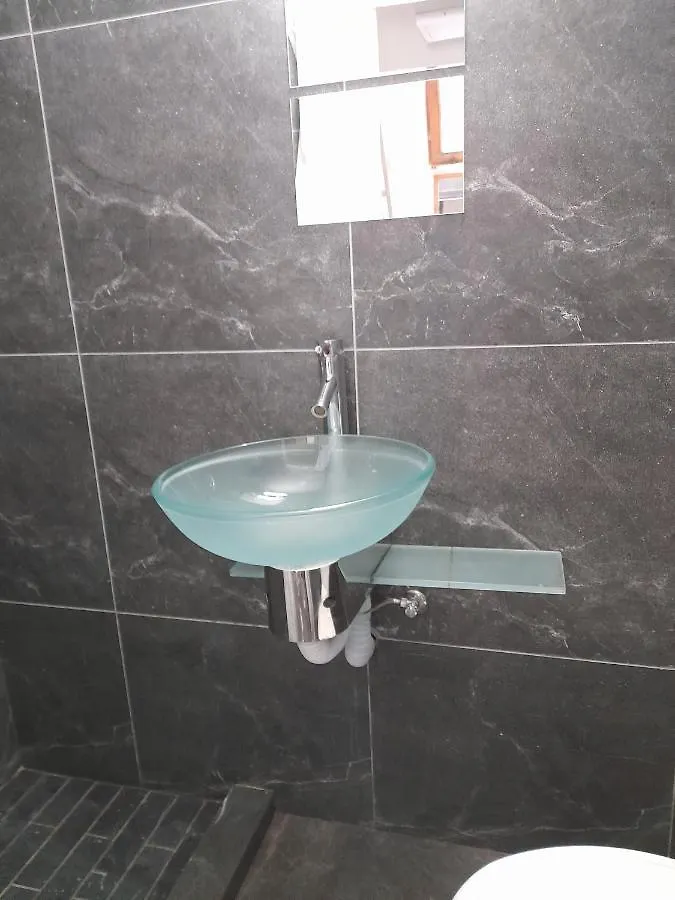 3 Separate Beds Central Apartment - 40M2 - Budapest