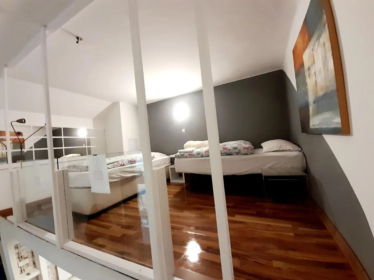 3 Separate Beds Central Apartment - 40M2 - Budapest