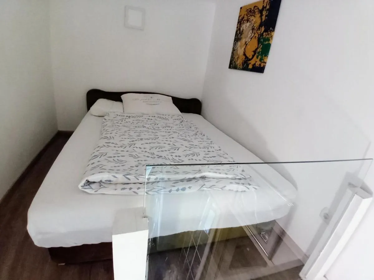 3 Separate Beds Central Apartment - 40M2 - Budapest