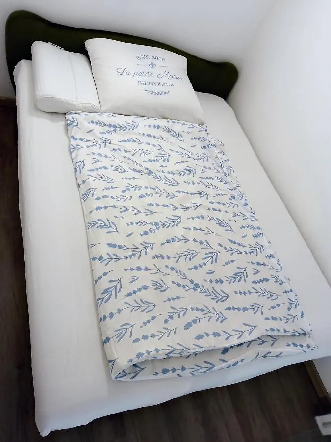 3 Separate Beds Central Apartment - 40M2 - Budapest
